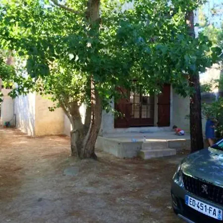 Maison De 2 Avec Jardin Clos Et Wifi A Vakantiehuis *
